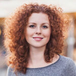 Μαρία Τ., Υπεύθυνη Προμηθειών Εργοστασίου